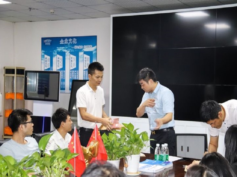 華邦瀛季度獎金發(fā)放完畢，收獲與付出是成正比的！